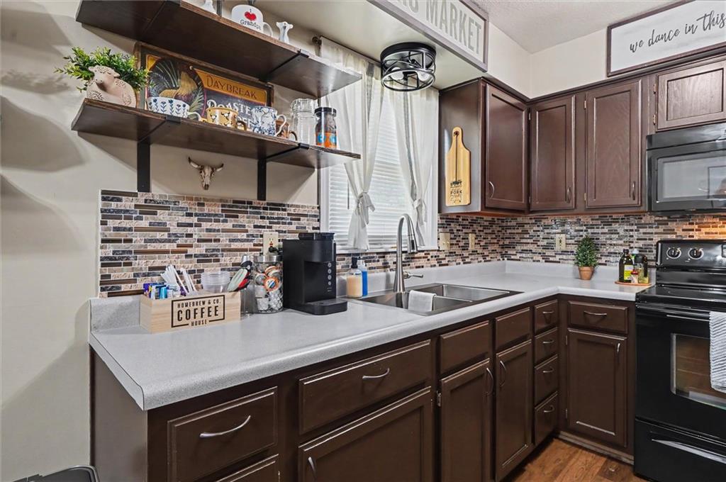 1515 Cedar Street Property Photo 8