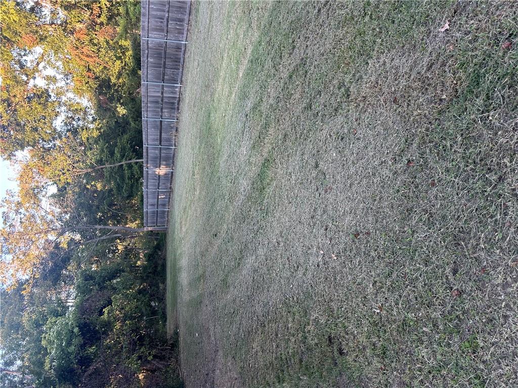 826 Tank Avenue Property Photo 4
