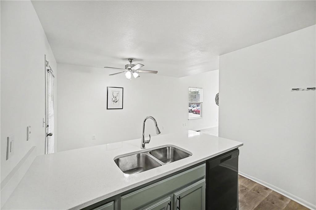 7436 Oakland Avenue Property Photo 9