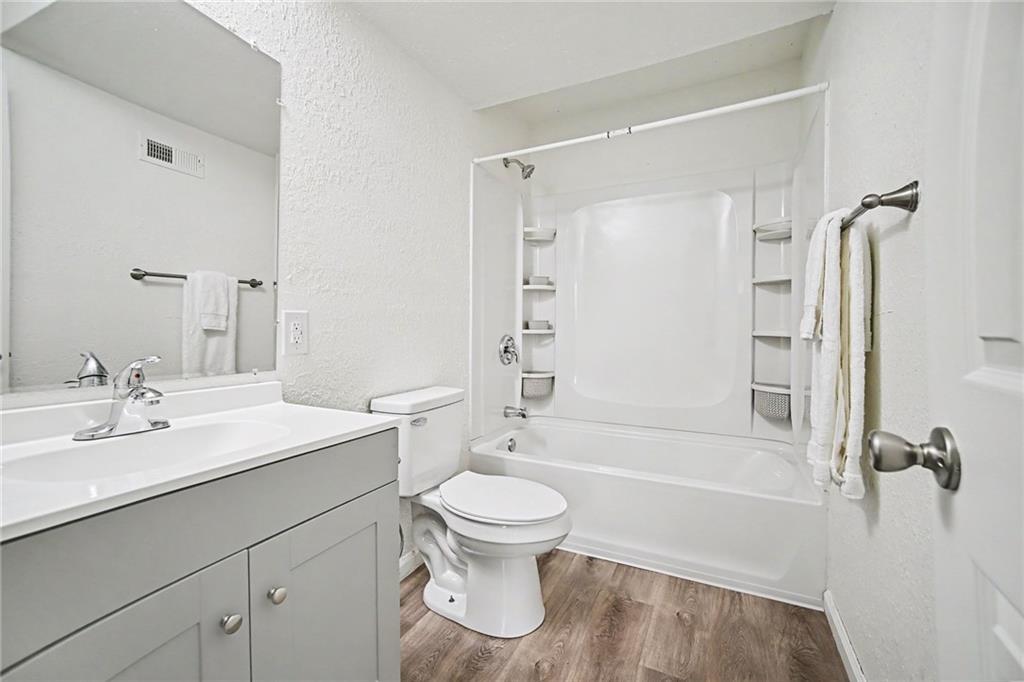7436 Oakland Avenue Property Photo 21