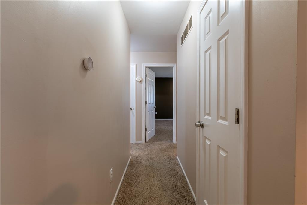 4930 Mockingbird Lane Property Photo 11