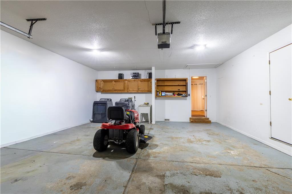 4930 Mockingbird Lane Property Photo 44