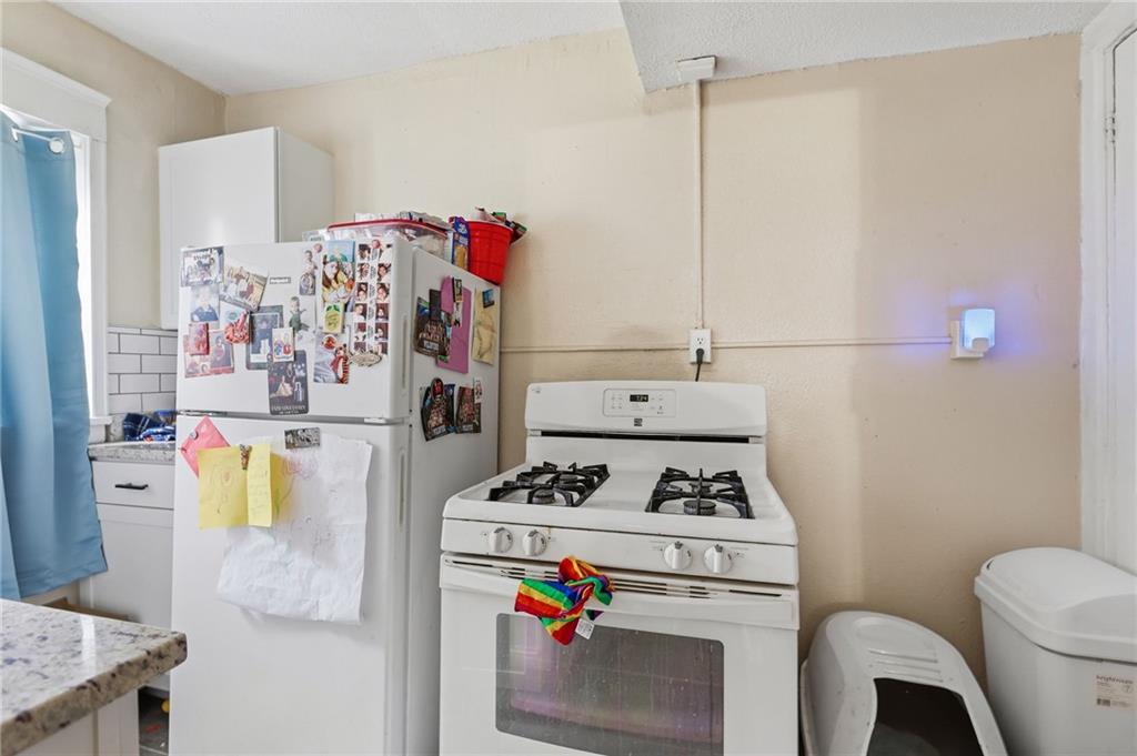 16 W 37th Street Property Photo 19