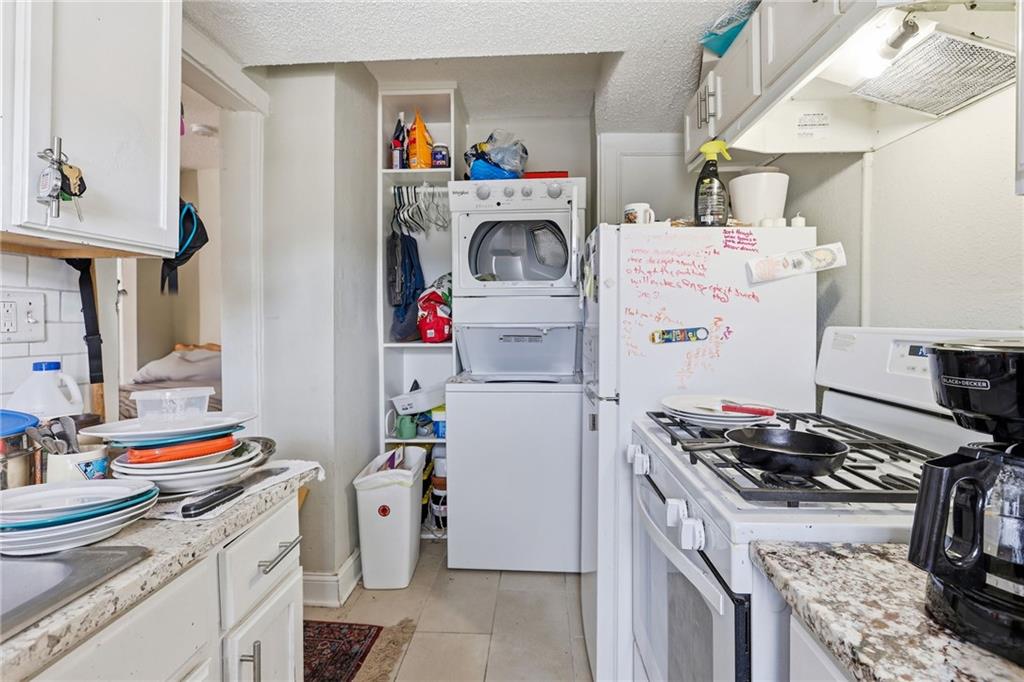 16 W 37th Street Property Photo 26