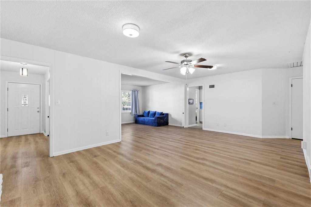 8528 Maywood Avenue Property Photo 6