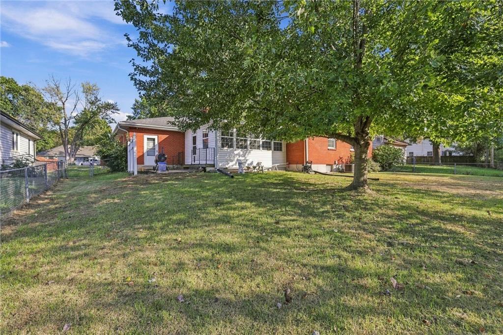 8528 Maywood Avenue Property Photo 41