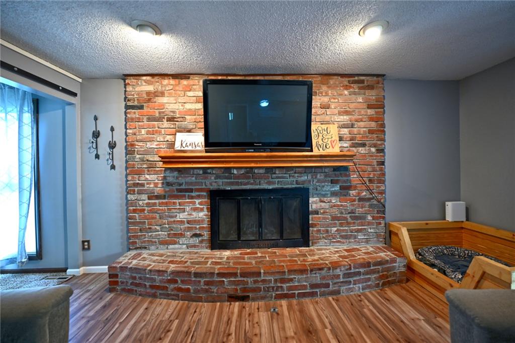 5341 Clark Avenue Property Photo 11