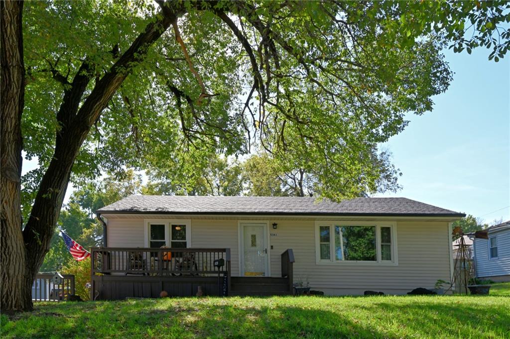 5341 Clark Street Property Photo 2