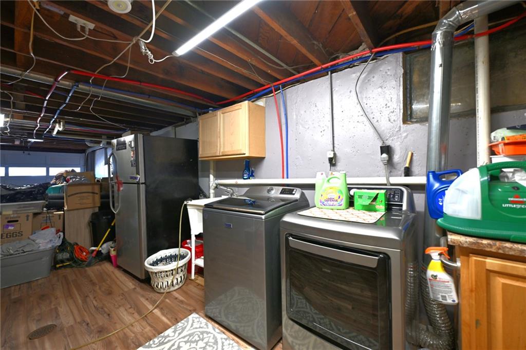 5341 Clark Street Property Photo 32