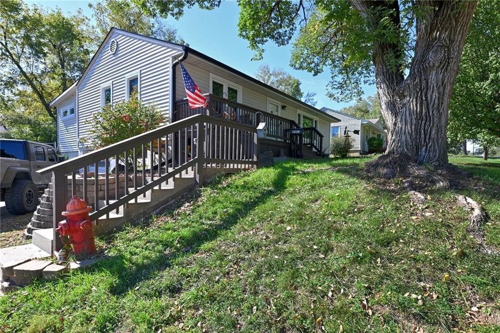5341 Clark Street Property Photo 38