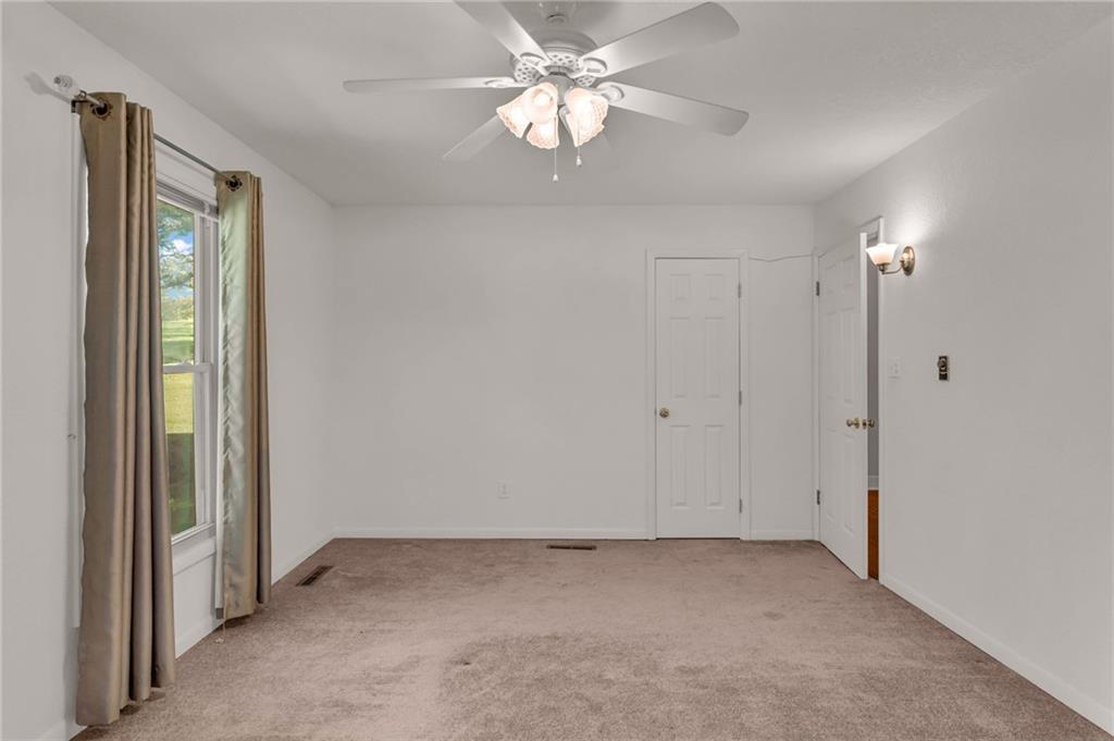 9027 Us 59 Highway Property Photo 27