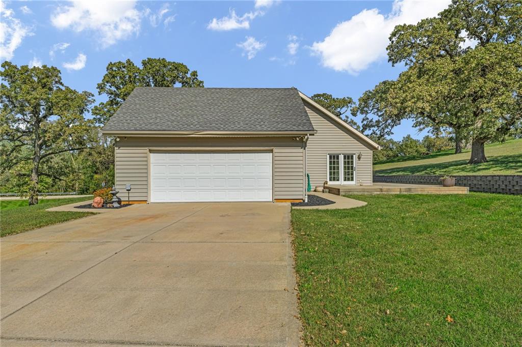 9027 Us 59 Highway Property Photo 56