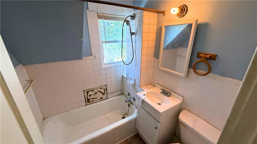 202 N 12th Street Property Photo 16