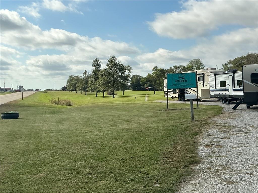 120 S State Road Property Photo 2
