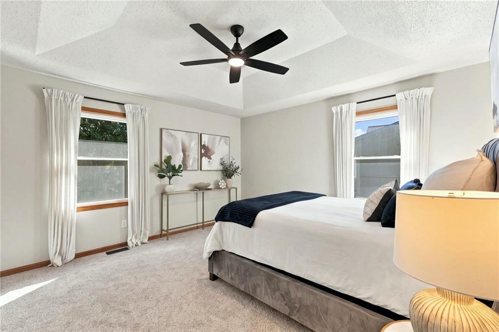 15205 Lamar Avenue Property Photo 13