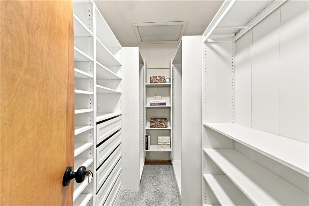 15205 Lamar Avenue Property Photo 16