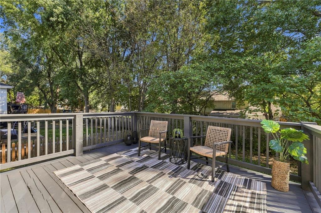 15205 Lamar Avenue Property Photo 20
