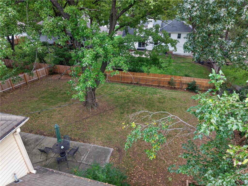 5701 W 97th Terrace Property Photo 7