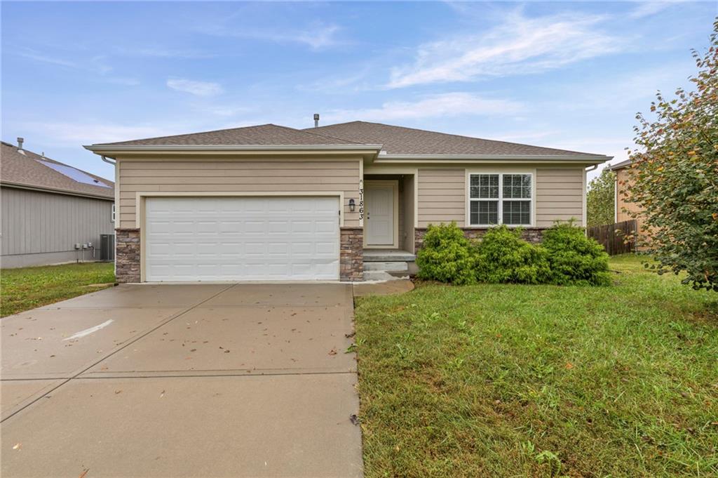 31863 W 172nd Street Property Photo 1
