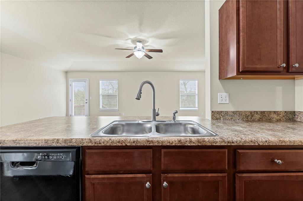31863 W 172nd Street Property Photo 11