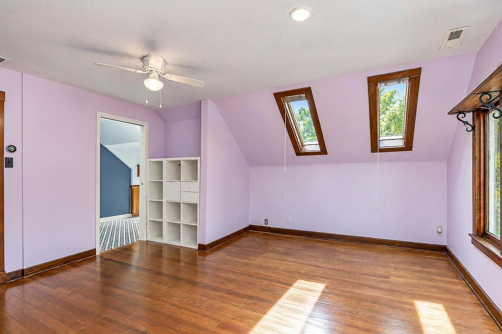 3215 Central Street Property Photo 29