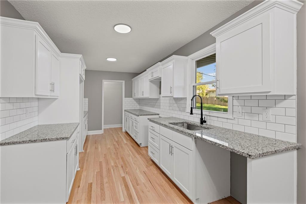 11911 Fremont Avenue Property Photo 10