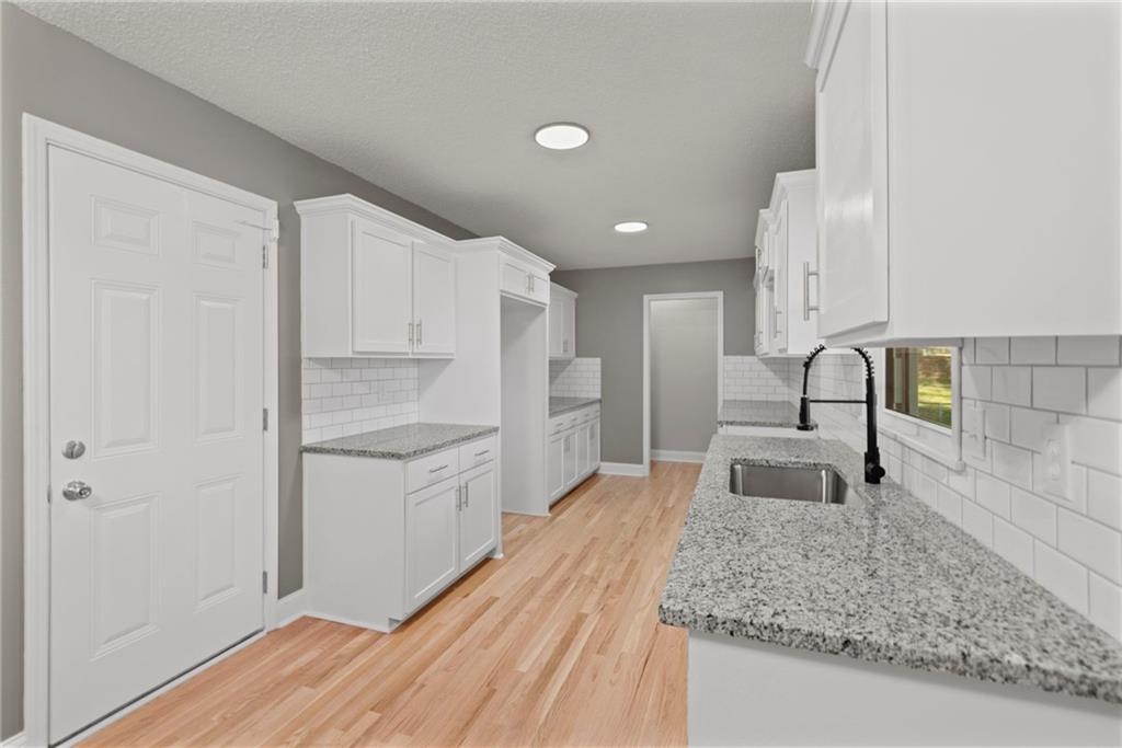 11911 Fremont Avenue Property Photo 11
