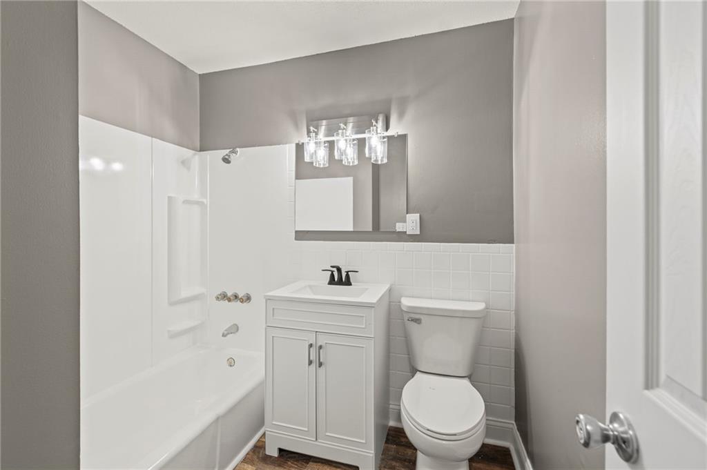 11911 Fremont Avenue Property Photo 17