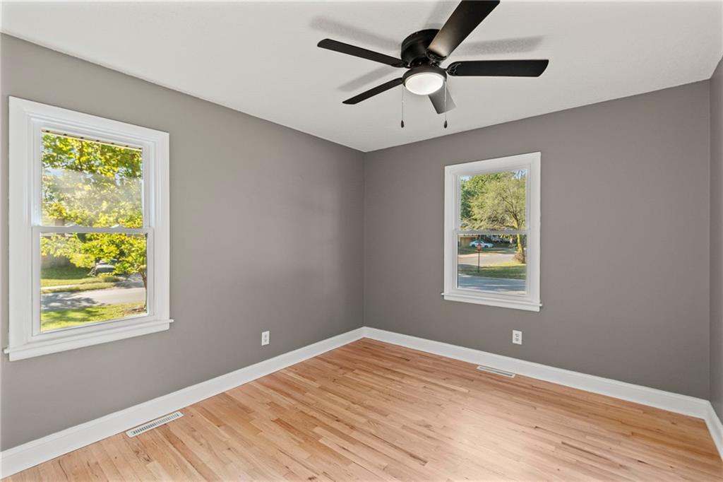 11911 Fremont Avenue Property Photo 18