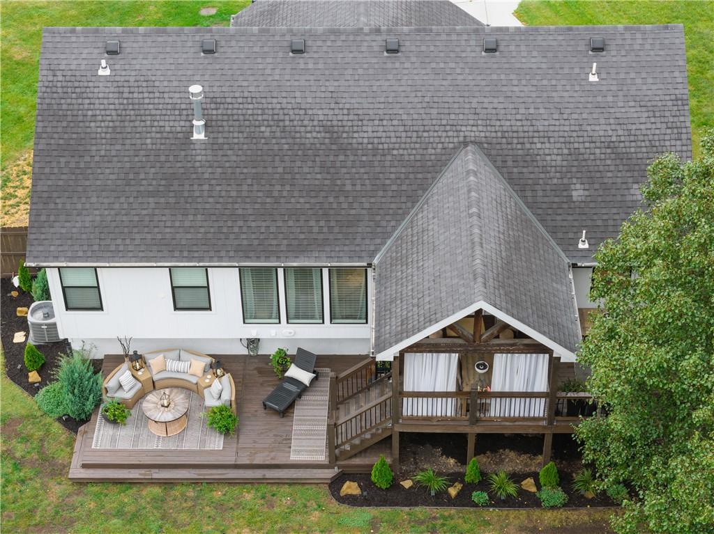 1803 Nw Madi Court Property Photo 3