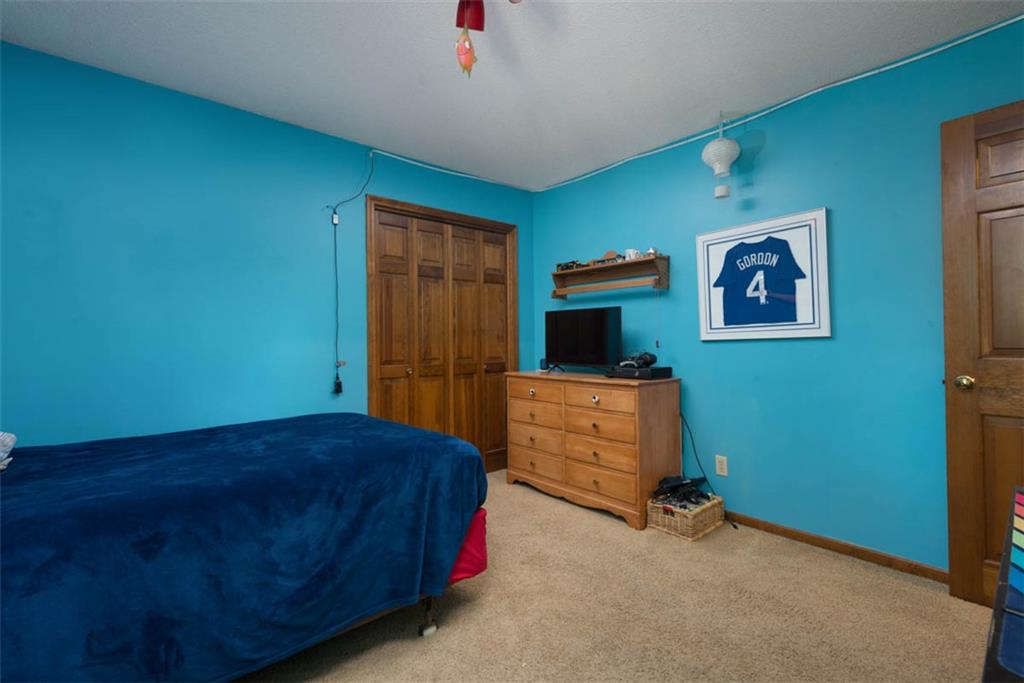 719 White Oak Lane Property Photo 33
