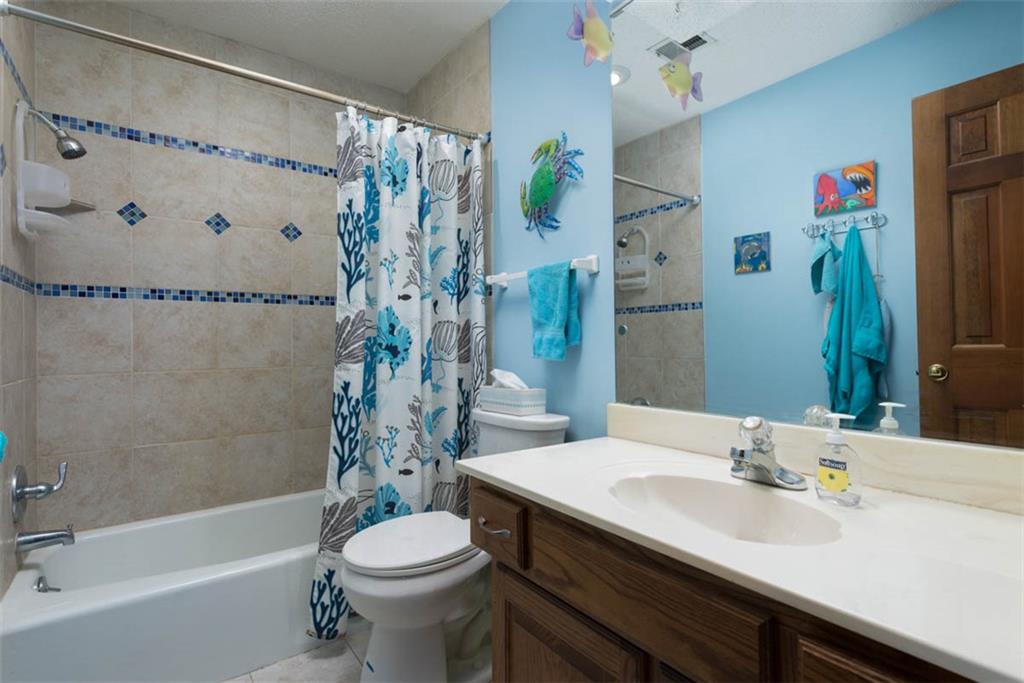 719 White Oak Lane Property Photo 34