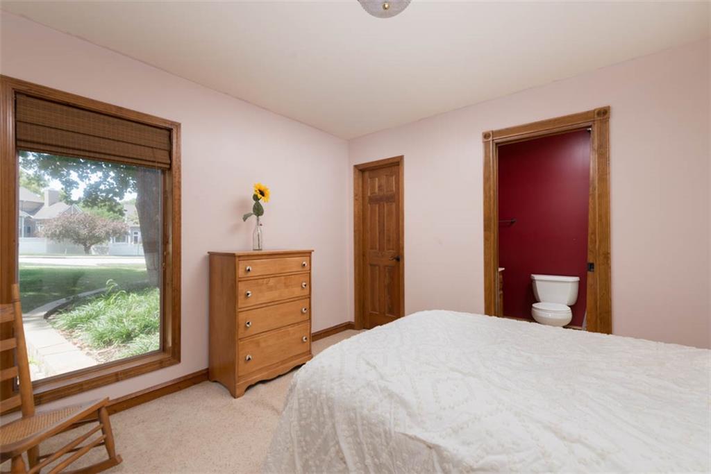719 White Oak Lane Property Photo 41