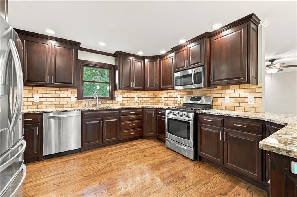 1703 Ne 77 Street Property Photo 2