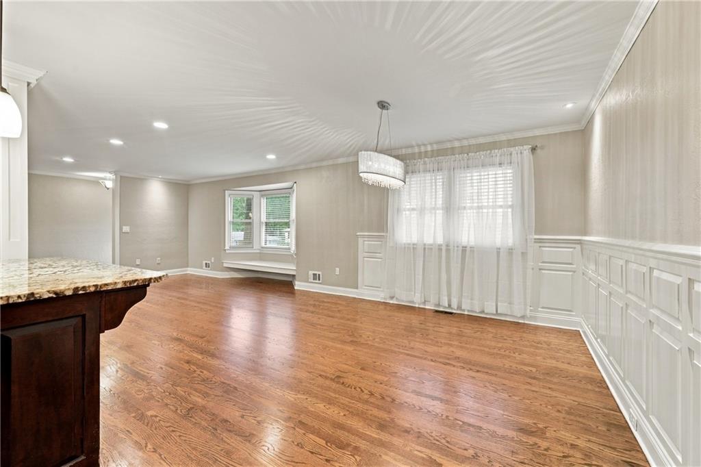 1703 Ne 77 Street Property Photo 6