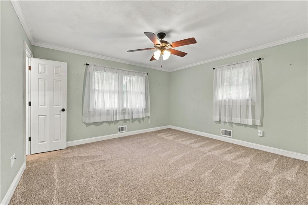 1703 Ne 77 Street Property Photo 16