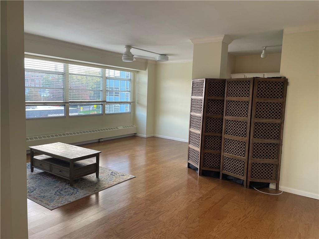 333 W Meyer Boulevard Property Photo 1