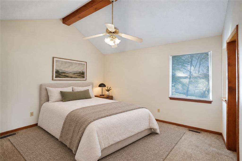 5511 Ne 50th Street Property Photo 11