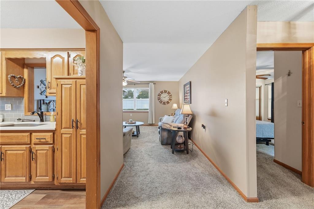 516 Saturn Drive Property Photo 2