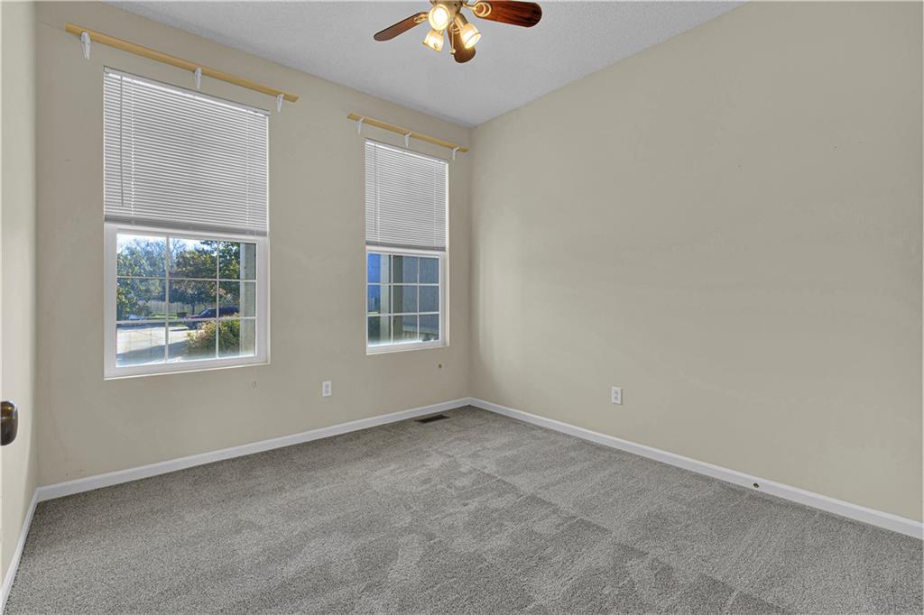 7904 N Poplar Court Property Photo 18