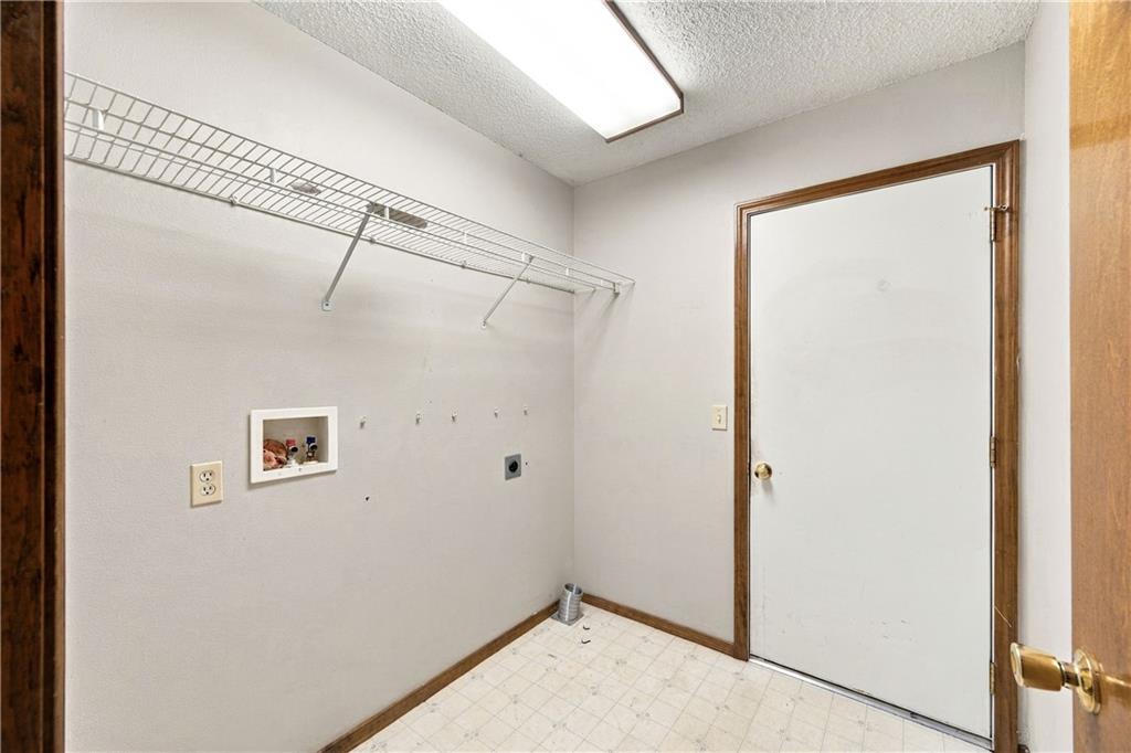 4410 W 27th Street Property Photo 7