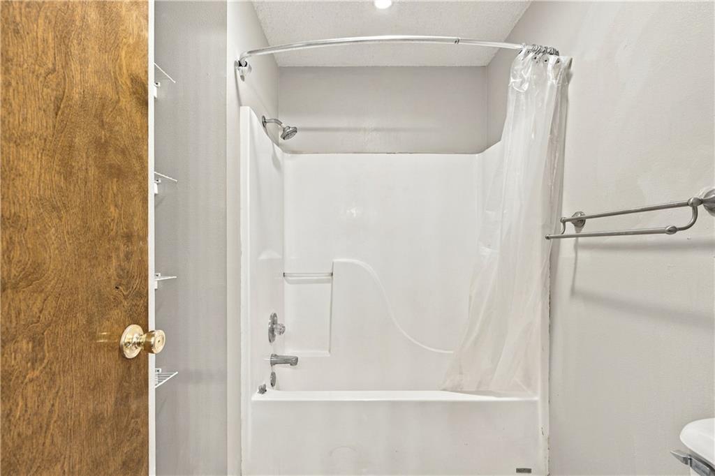 4410 W 27th Street Property Photo 11