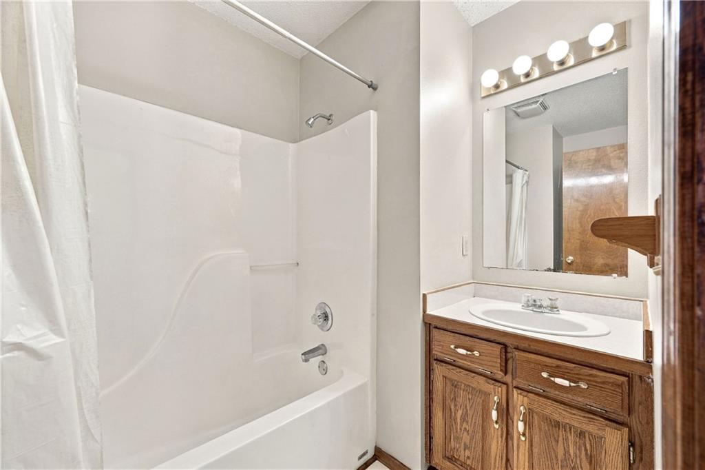 4410 W 27th Street Property Photo 14