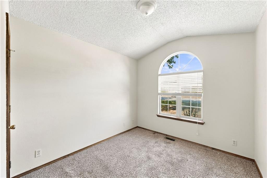 4410 W 27th Street Property Photo 15