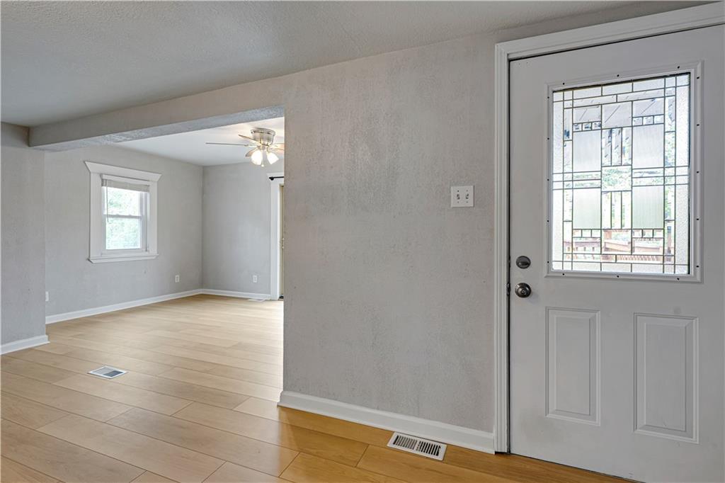 165 T Street Property Photo 5