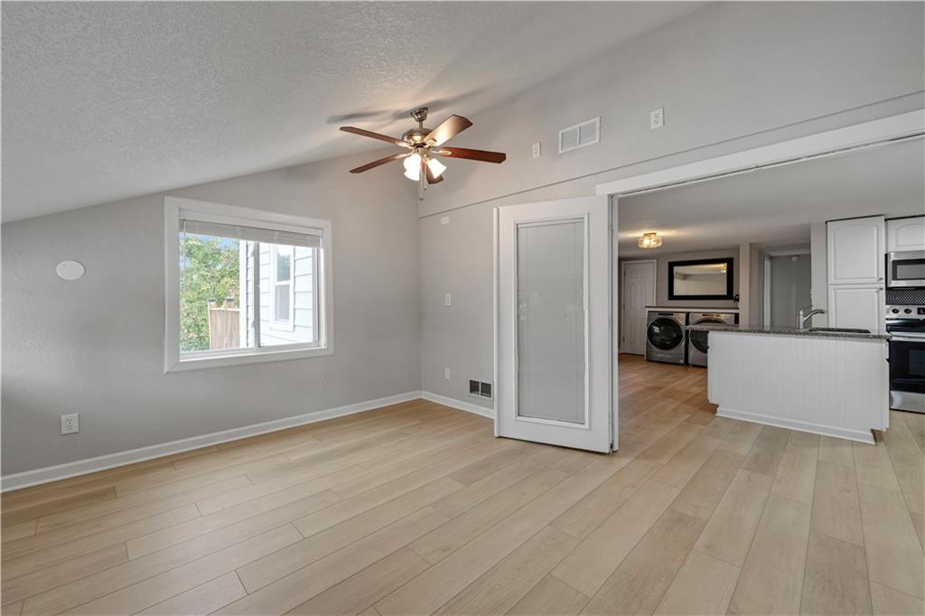165 T Street Property Photo 15