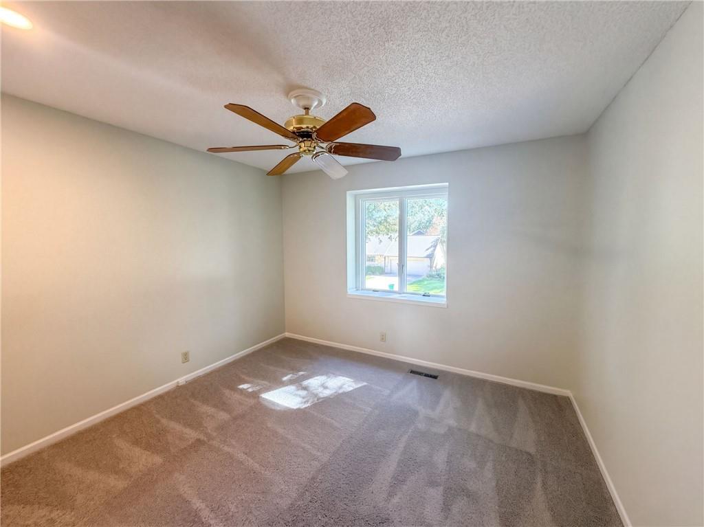 12600 Pawnee Lane Property Photo 4