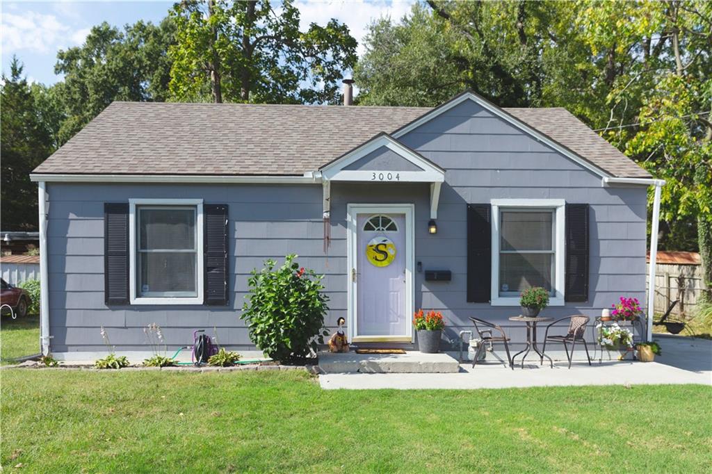 3004 S Norwood Avenue Property Photo 1