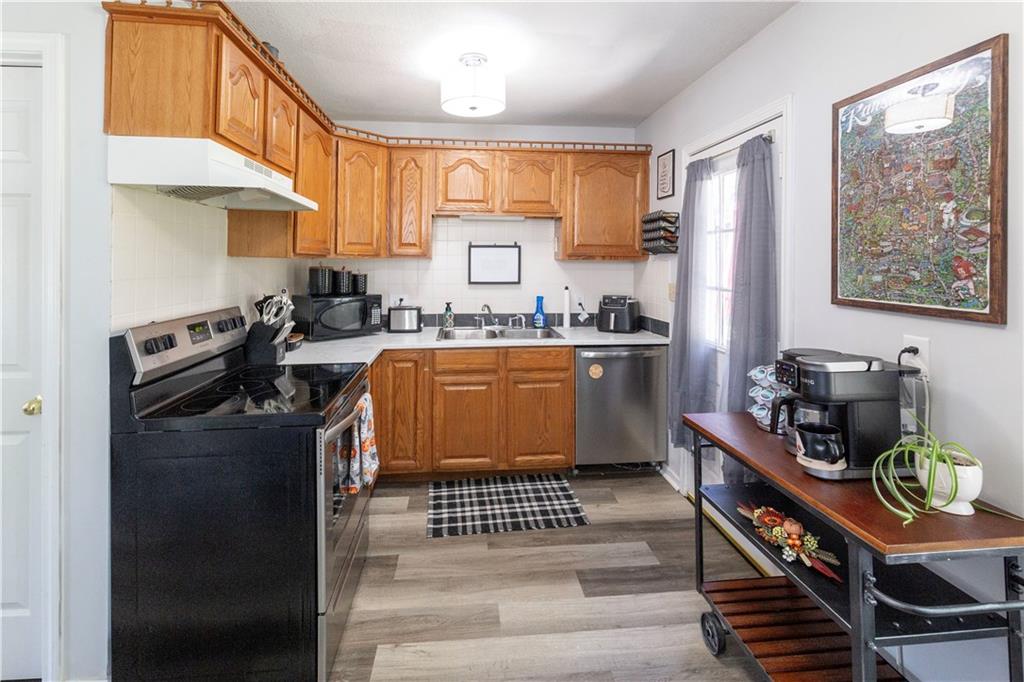 3004 S Norwood Avenue Property Photo 7
