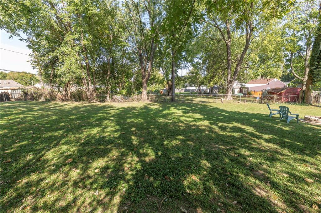 3004 S Norwood Avenue Property Photo 23